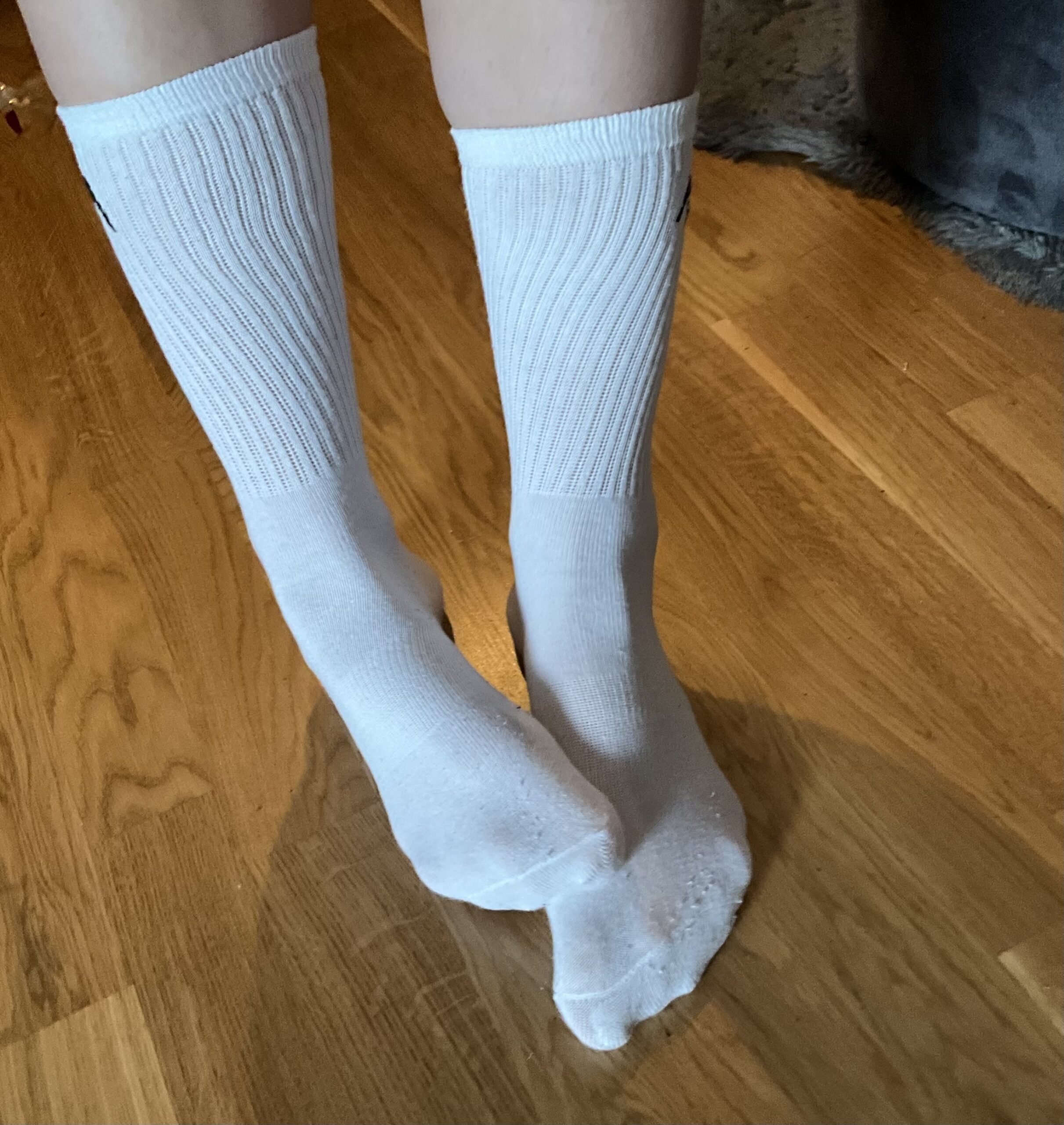 Getragene Socken extra für dich feeterie