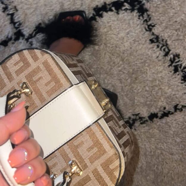 Yourfeetgirl