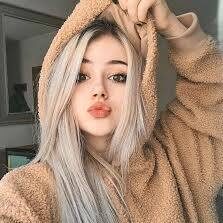 LaraLove