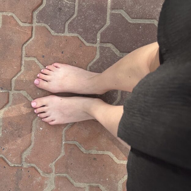 Secret_Feeties
