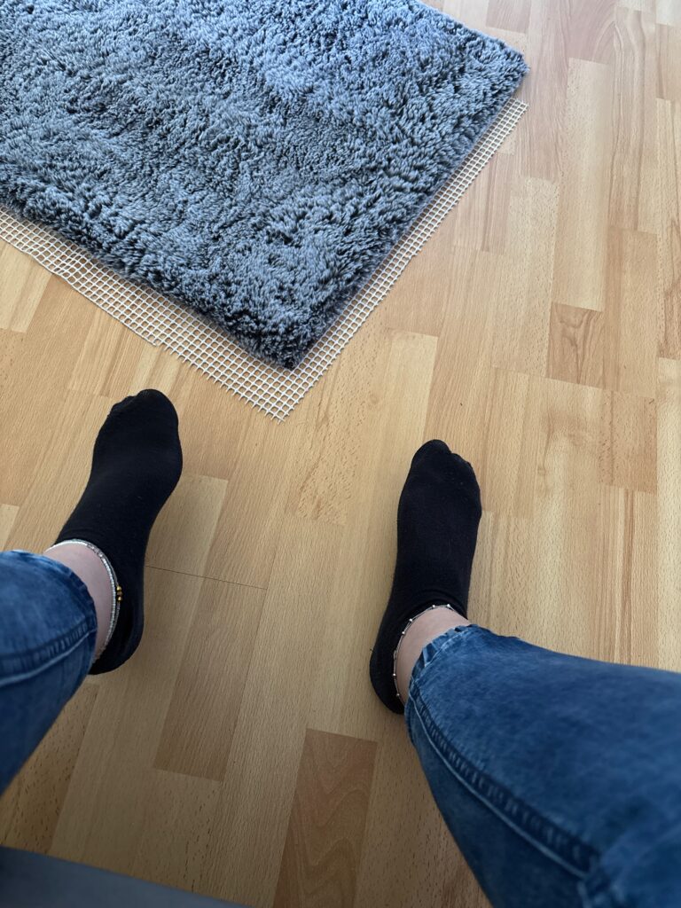 Ich verkaufe meine getragenen Socken