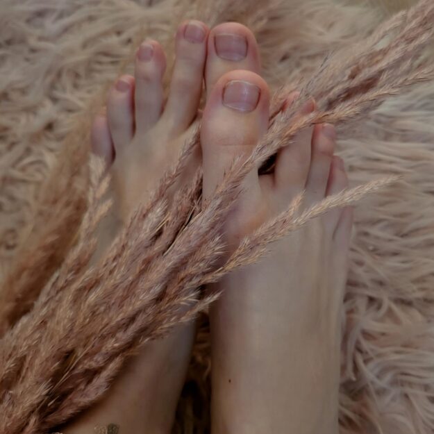 ToesQueen