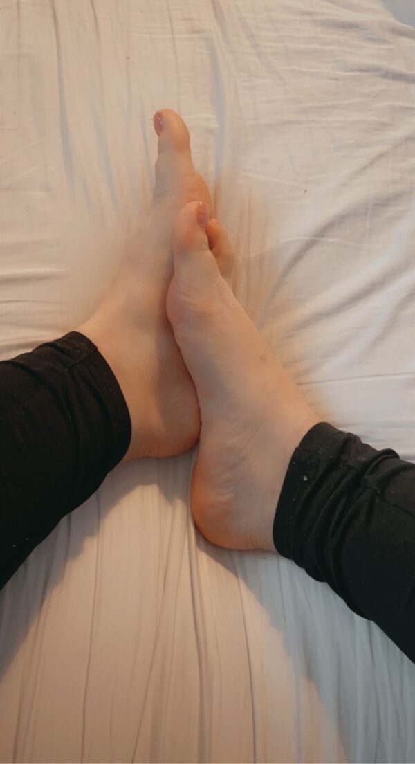Schreib mir für mehr Adri.lala94@gmail.com
