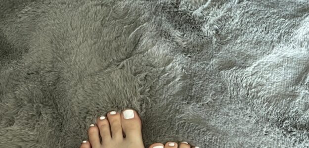 Girlwithlittlefeet