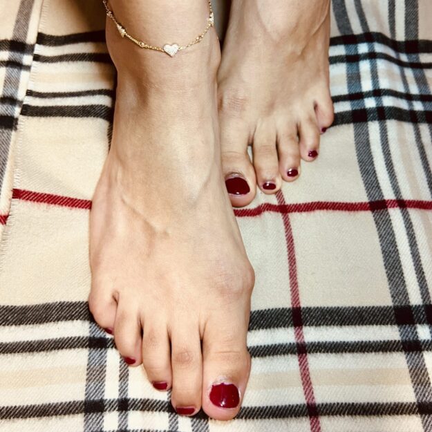 EbonyToes