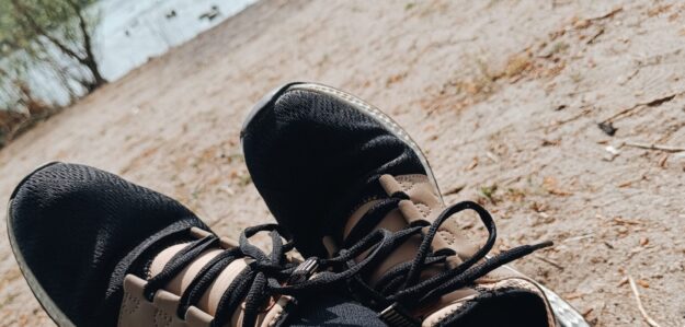 Lisa_Hidden_Feet