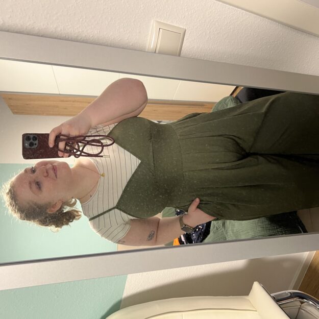 CurvyMandy