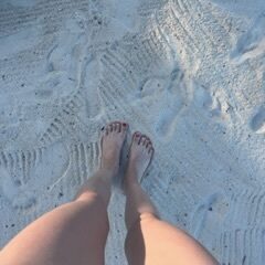 50shadesoffeet