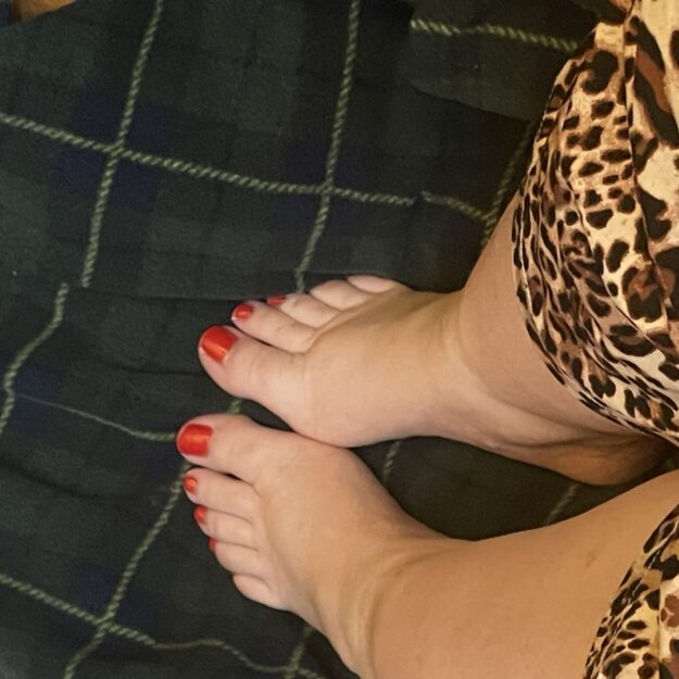 FeetSandy