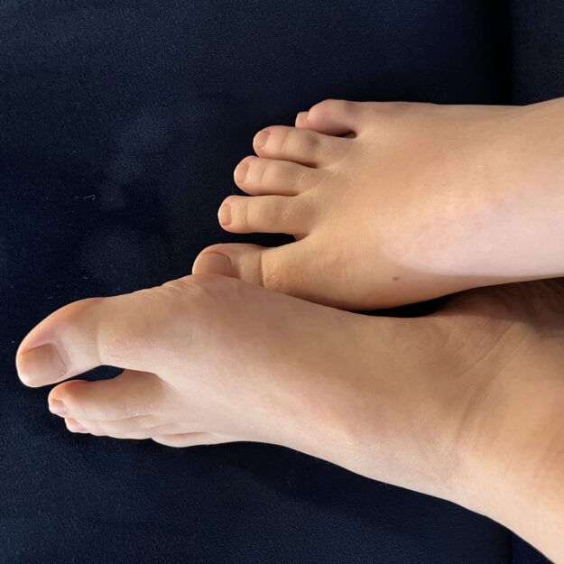 Bella Feet
