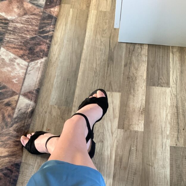 HeavenlyFeetByAngel