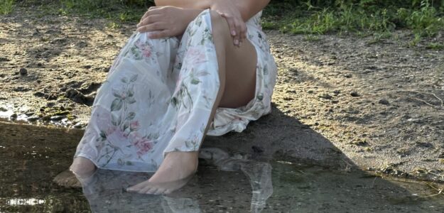 Missy feet 93