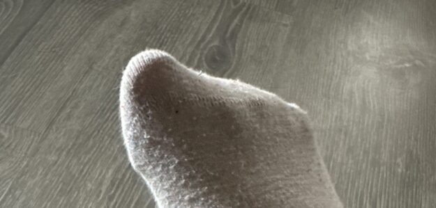 ToesAndTemptations610